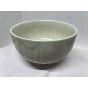 VTG‎ Hall Pottery Medium Mixing Bowl Radiance Butter Cream  Stoneware Farmhouse